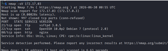 nmap -sV — tres servicios expuestos